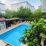 Royal Loft 4*