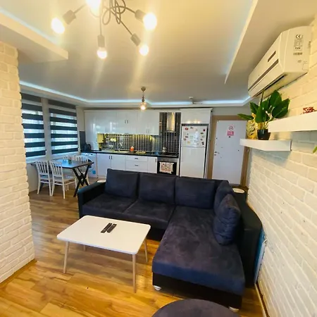 Royal Loft Aparthotel Antalia