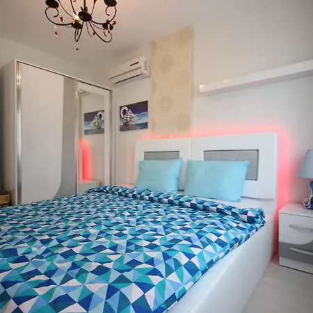 Apartmanhotel Royal Loft 4*