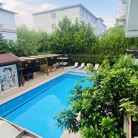 Royal Loft 4*