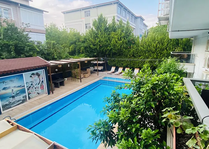 Royal Loft 4*