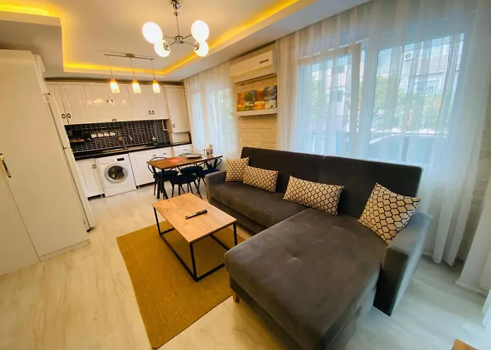 Royal Loft 아파트호텔 4*