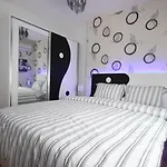 מלון דירות Royal Loft 4*