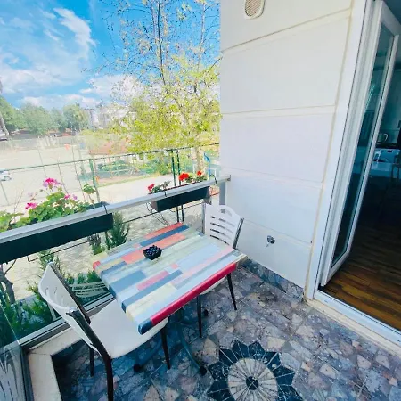 Royal Loft 4*