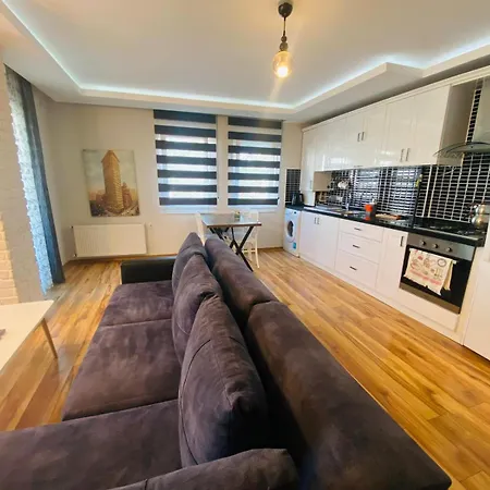 Royal Loft 4*