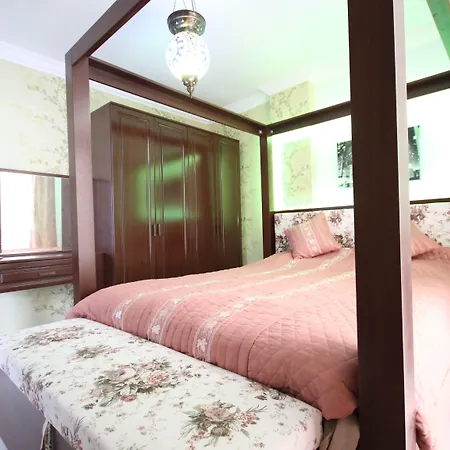 Lägenhetshotell Royal Loft 4*