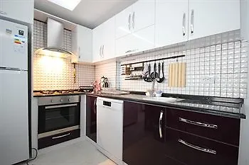 Royal Loft Aparthotel 4*