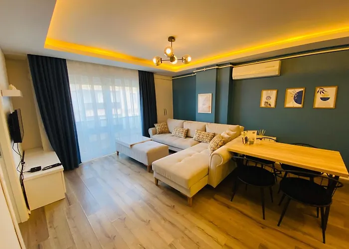 Royal Loft Aparthotel 4*