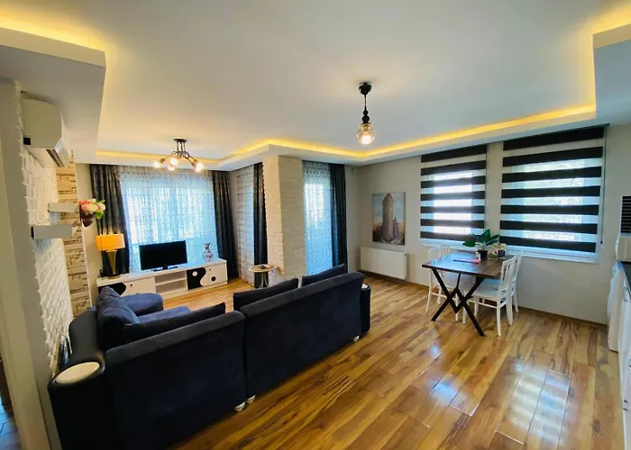 Royal Loft Aparthotel 4*