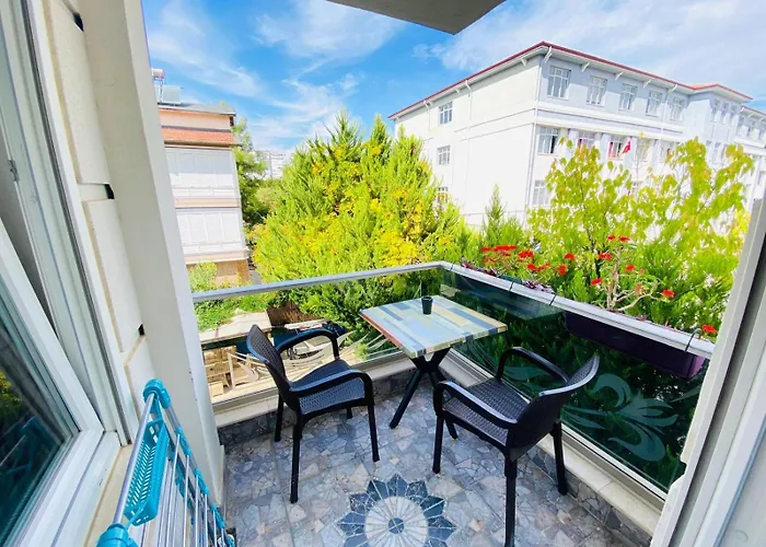 Royal Loft Aparthotel